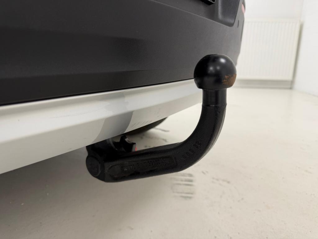 Volvo XC40 1.5 t5 recharge inscription | trekhaak | panoramadak | h&k | thu