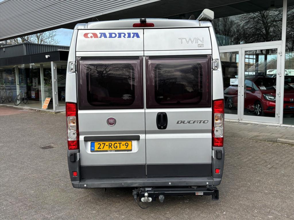 Adria Onbekend twin 2.3 d 600 sp buscamper| luifel| keuken|toilet