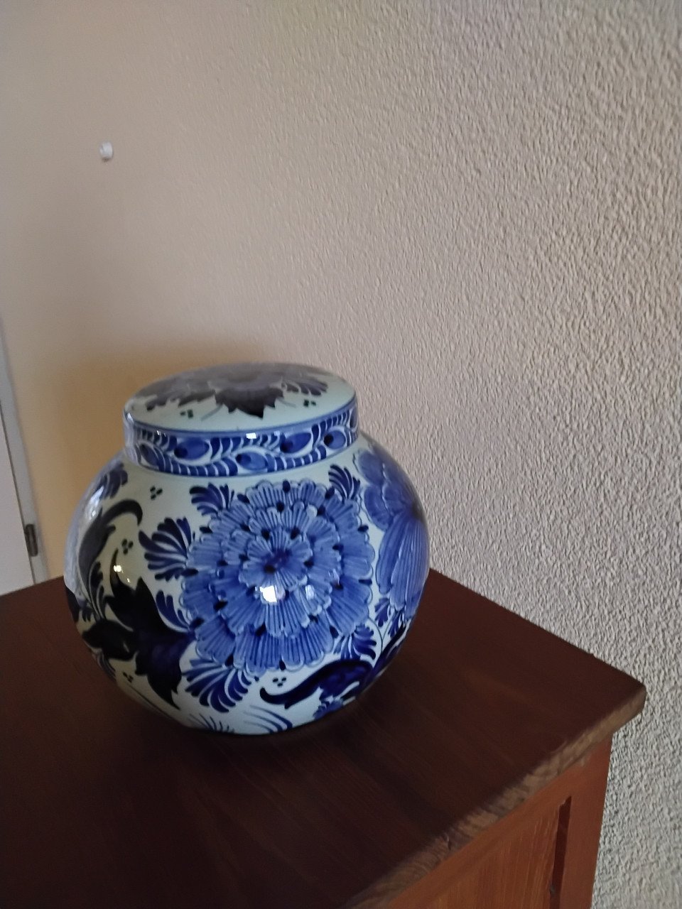 Delftsblauwe aardewerken  gemberpot met deksel