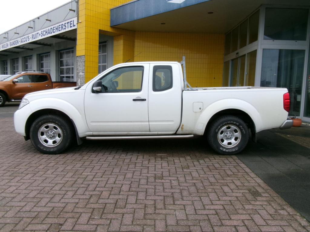 Nissan Navara 2.5 dci euro-5 airco190pk 4wd king-cab, tr.h.