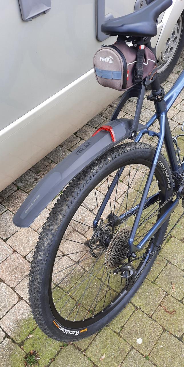 Cube Attention XL 2022