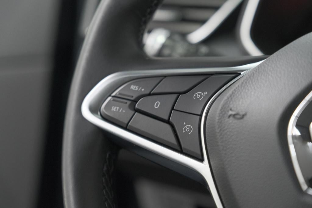 Renault Clio 1.0 tce intens | trekhaak | parkeersensoren | climate control 