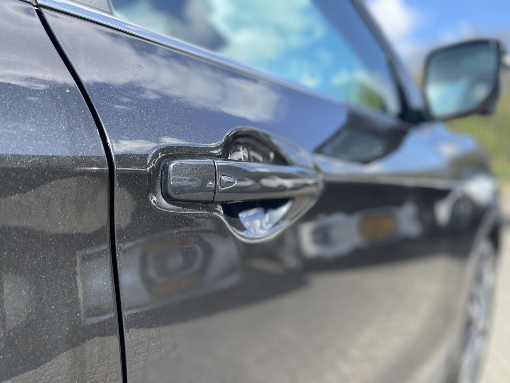 Nissan Qashqai 1.2 n-connecta design pack | panoramadak | navigatie | 360° 