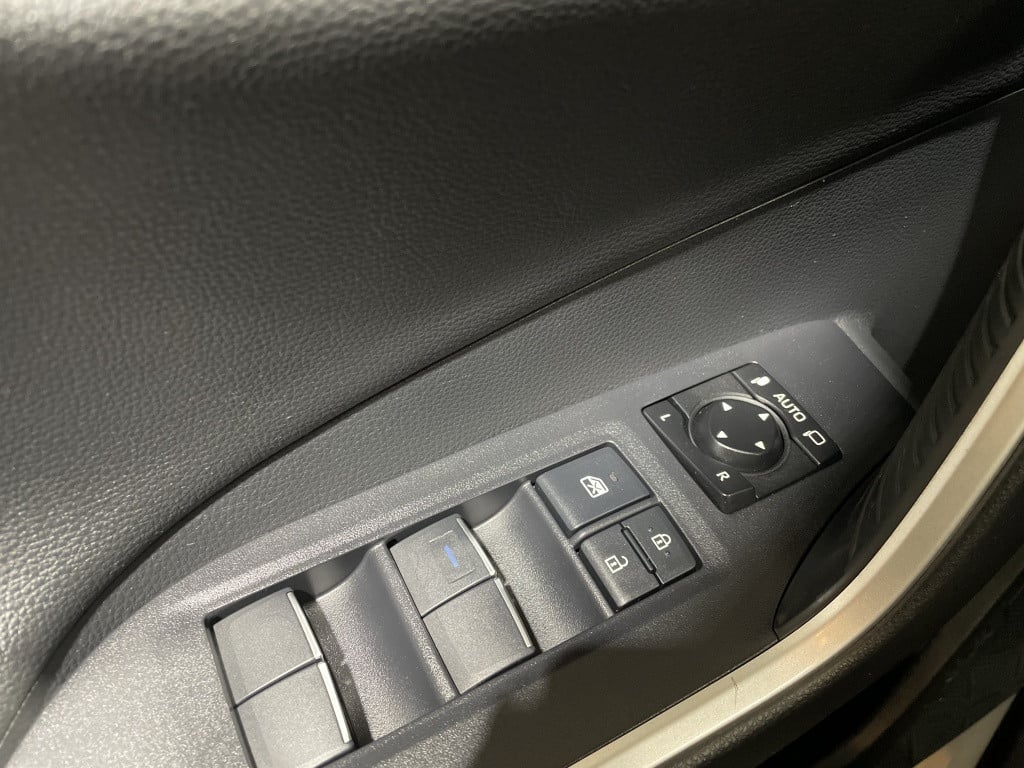 Toyota Rav4 2.5 hybrid awd bi-tone | innovation-pakket | panodak |
