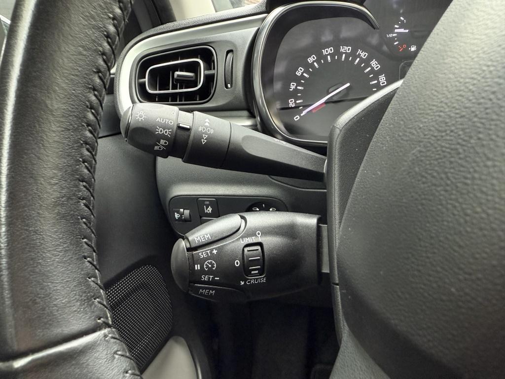 Citroen C3 1.2 pt s&s shine // automaat // trekhaak //