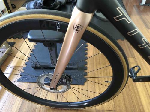 Titici-Vento  Black Copper