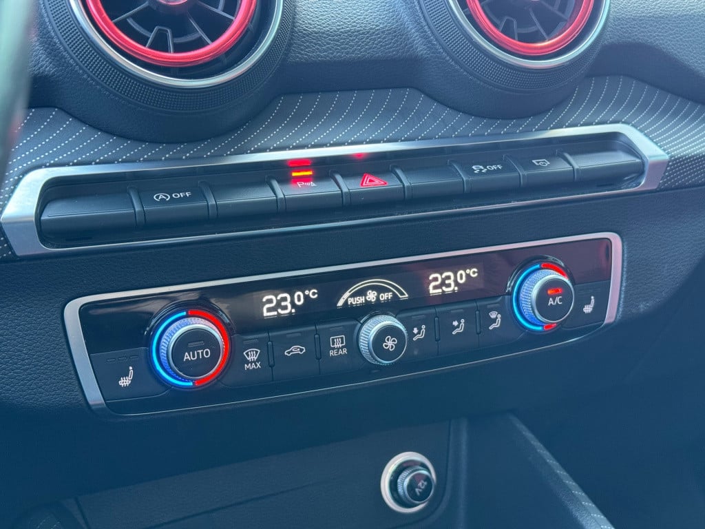 Audi Q2 35 tfsi cod sport * keyless * virtual cockpit * camera * quantum gr