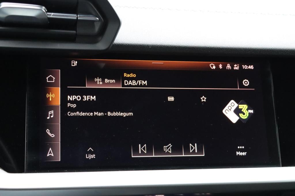 Audi A3 sportback 40 tfsi e s edition 204pk s-tronic