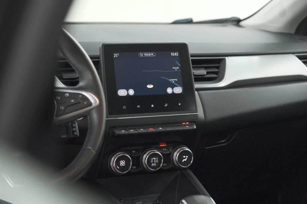 Renault Captur tce 130 edc limited | trekhaak | adaptieve cruise control | 