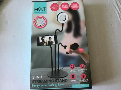 3 in 1 streaming stand