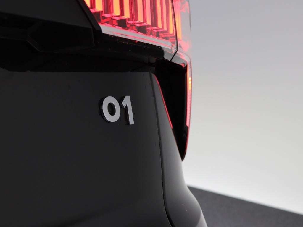 Lynk & Co 01 1.5 plug in hybrid|1800kg trekgewicht|trekhaak| nieuw model!