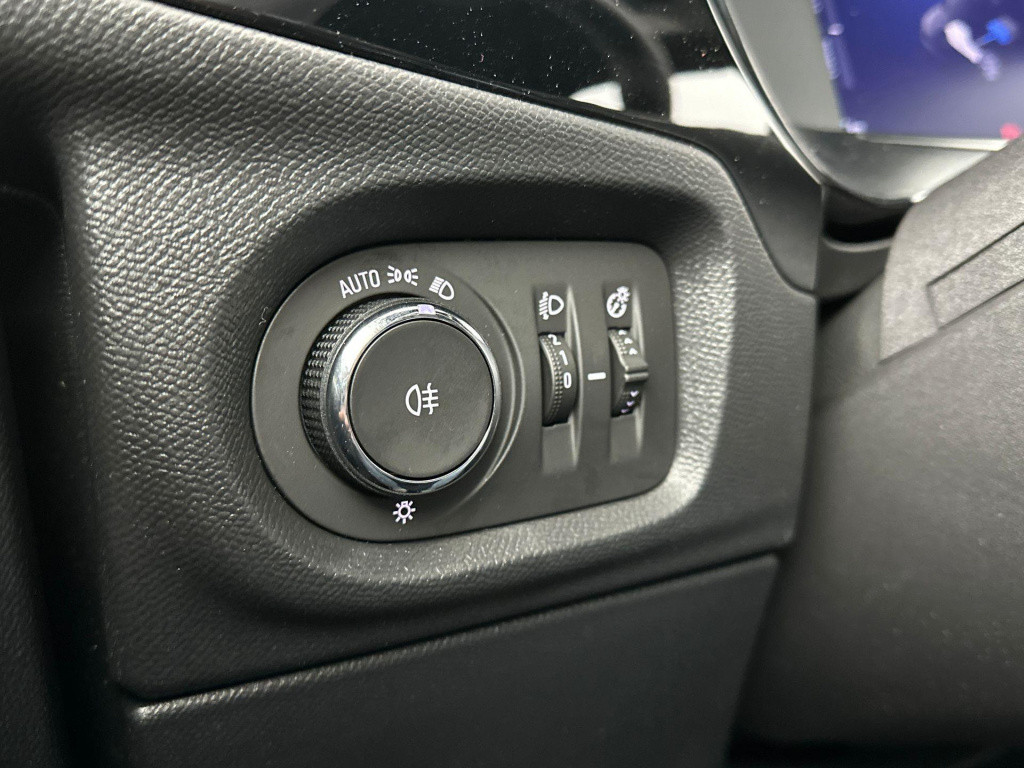 Opel Corsa 1.2 turbo hybrid yes airco | apple carplay/android auto | stoel 