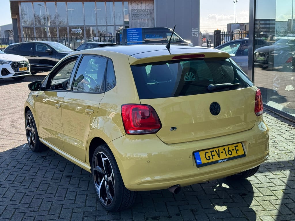 Volkswagen Polo 1.4-16v r-line * carplay * pdc * airco