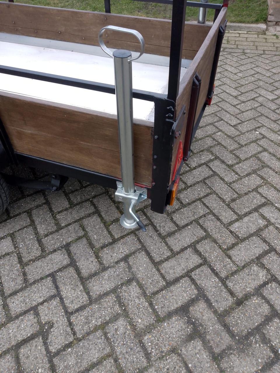 Nette aanhanger met frame - klaar voor gebruik!