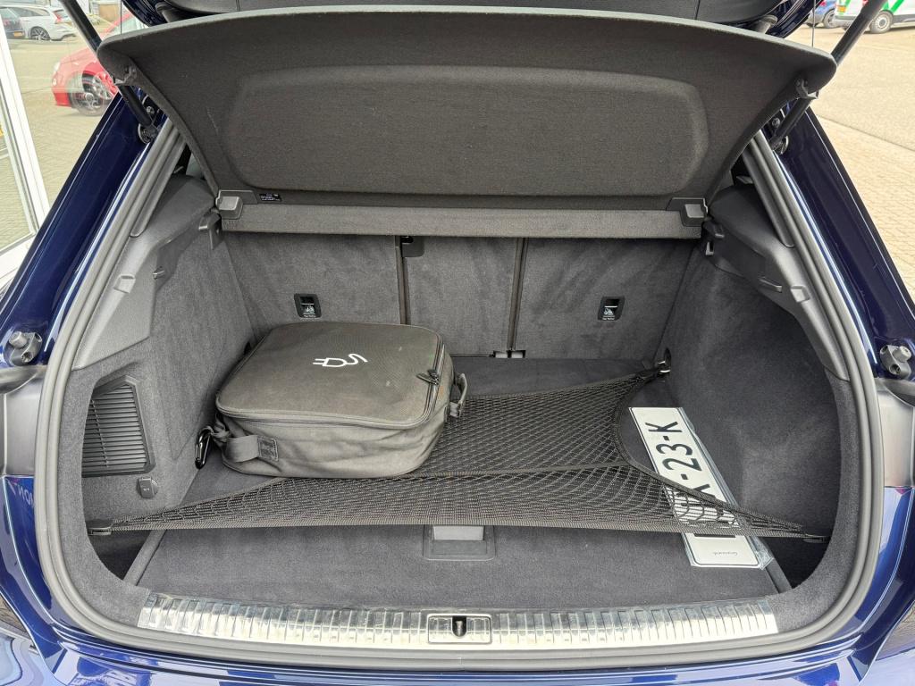 Audi Q3 45 tfsi e s edition