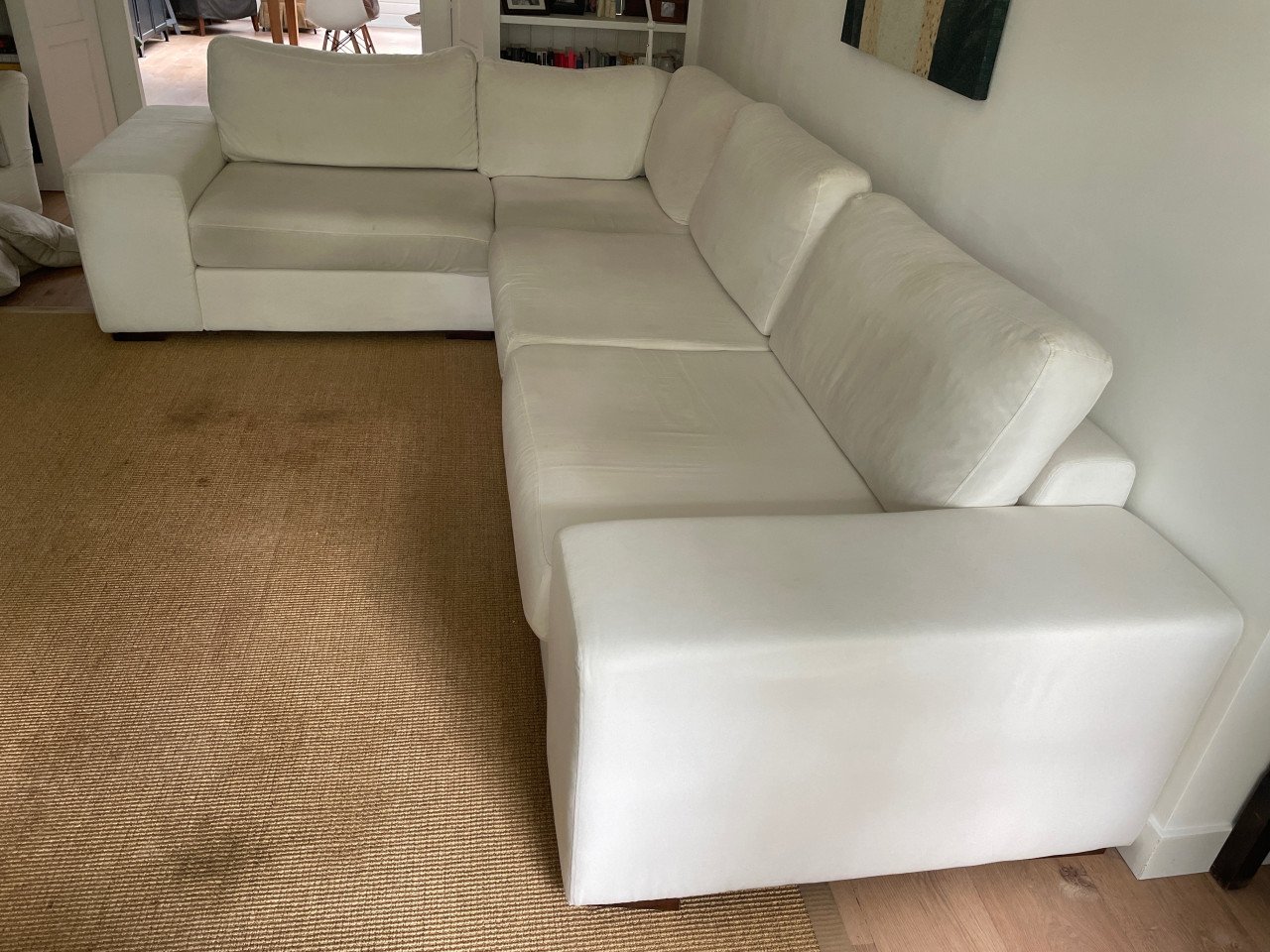 Grote roomwitte hoekbank - 330x240