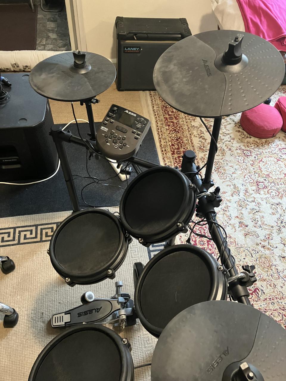 Alesis Nitro Mesh Kit