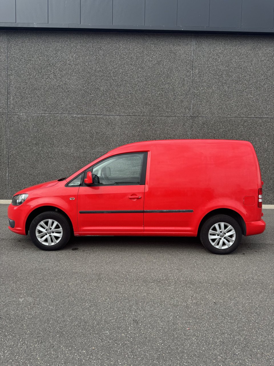 Complete Volkswagen Caddy 1.6 TDI – 2012. Nieuwe APK & nieuwe verstuivers!