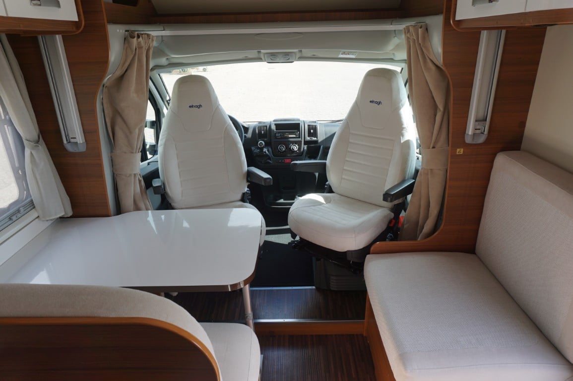 Elnagh Baron 73 uit 2018 met 56.000km in prima staat!