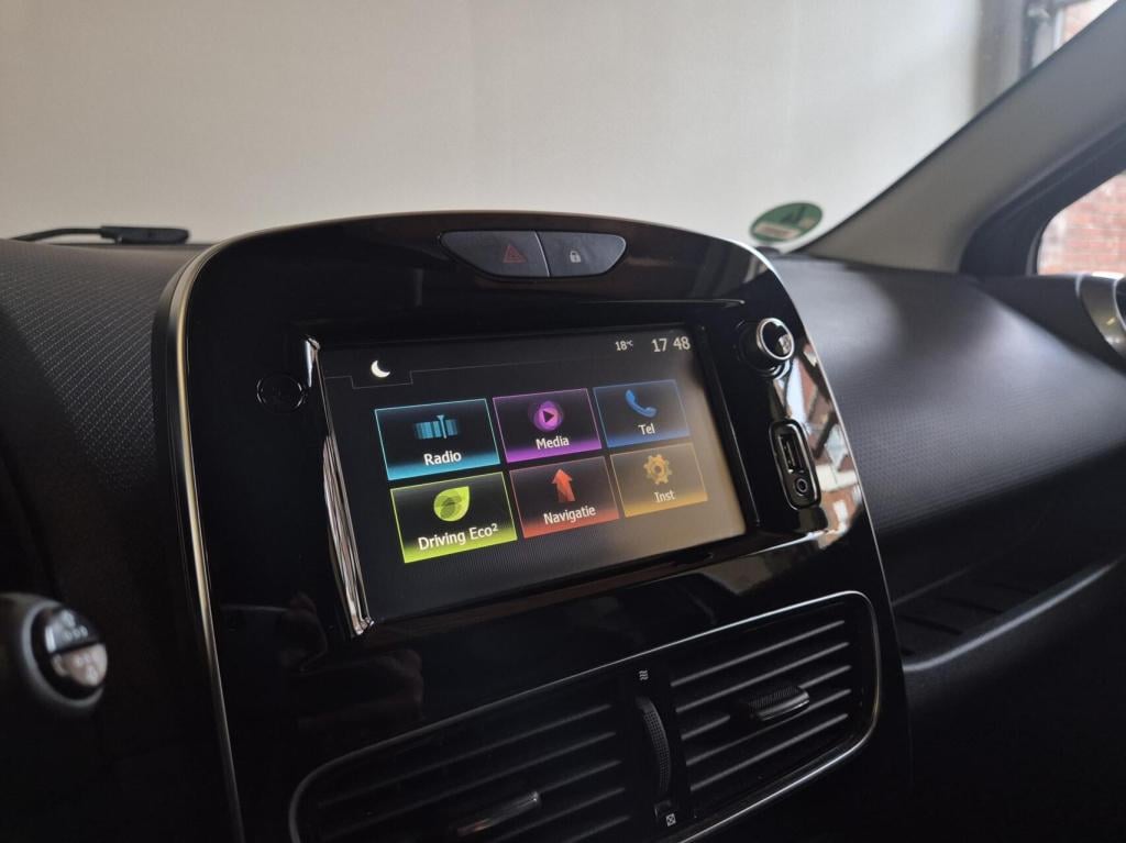 Renault Clio 0.9 tce limited / origineel nl / 1e eigenaar / dealeronderhoud