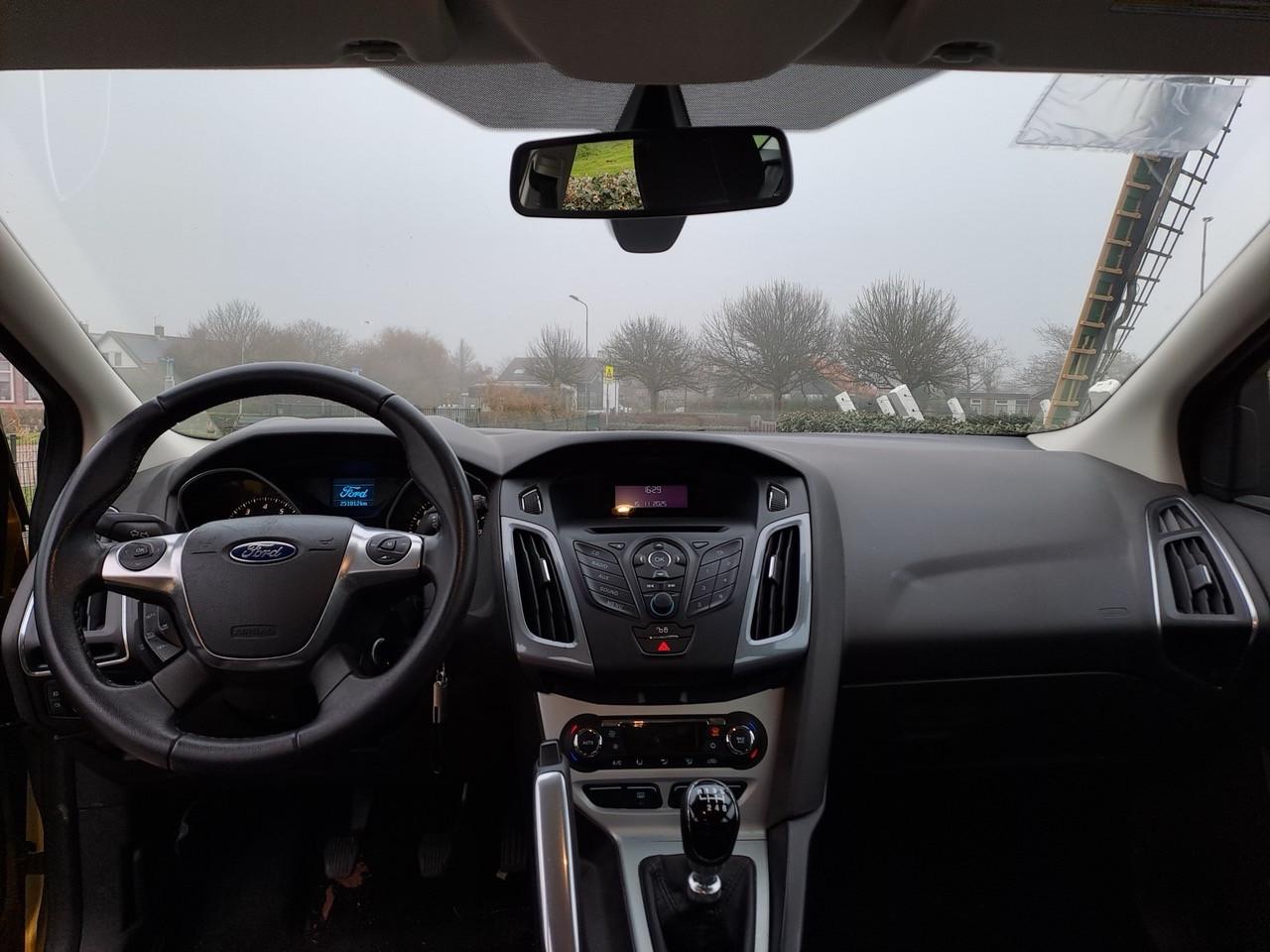 Ford Focus 2012 1.6L - Incl extra set winterbanden