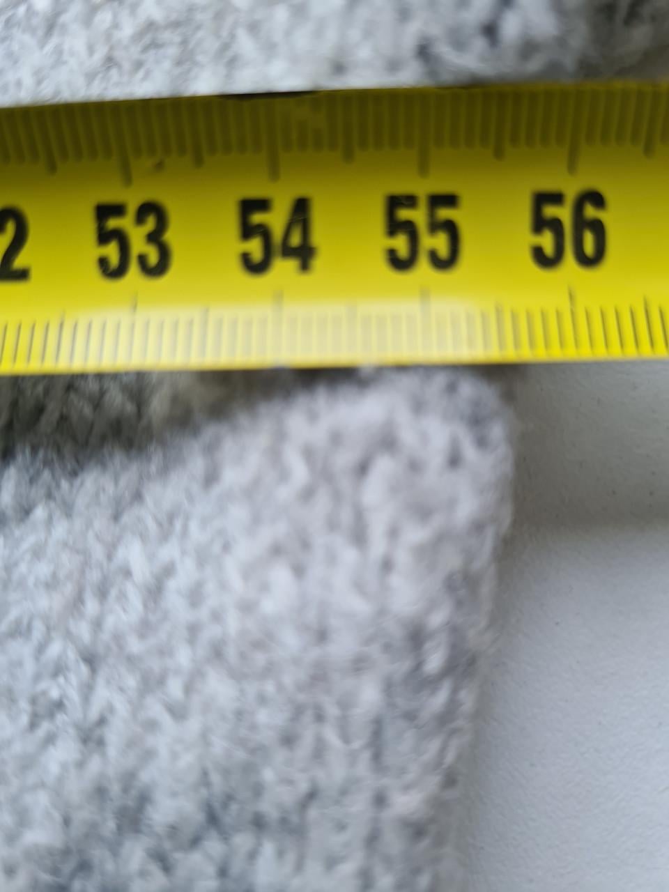 Licht grijze zachte V-hals trui van FB Sister Knitwear Mt S-L