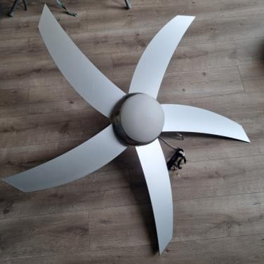 Plafondventilator met verlichting