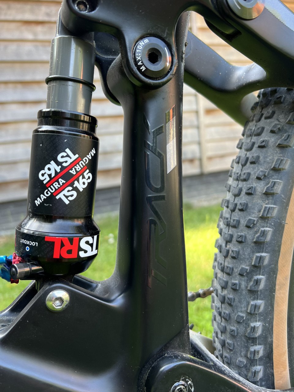 Megamo track fullsuspension mountainbike maat L
