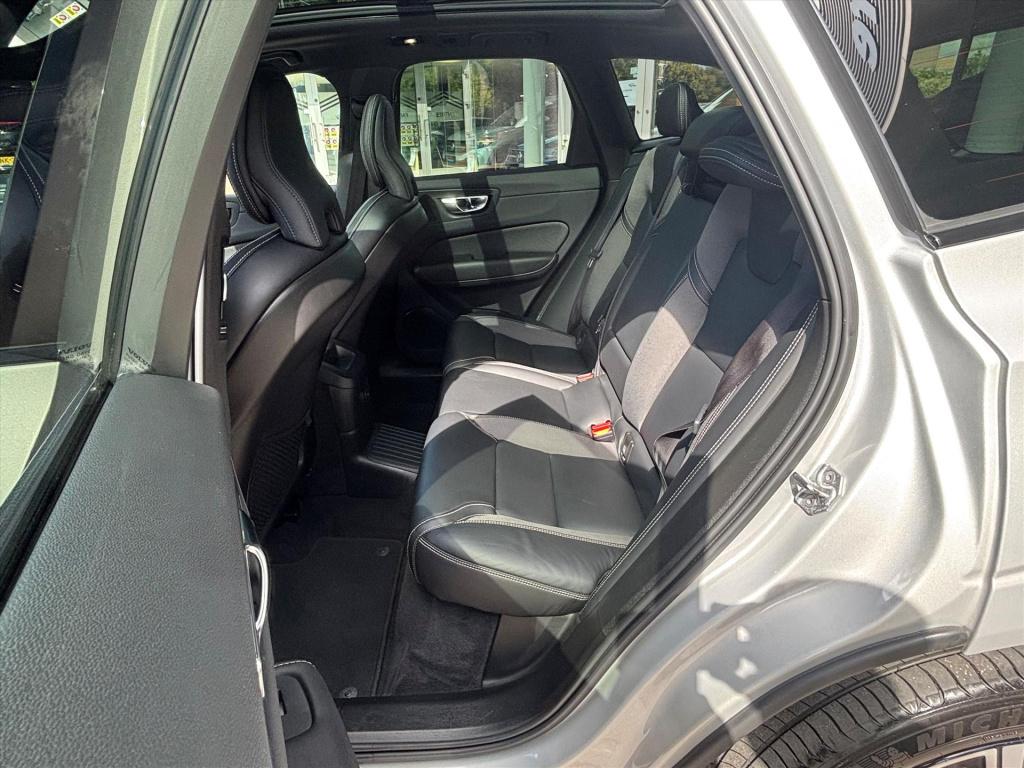 Volvo XC60 t6 340pk recharge awd r-design| harman kardon|360 camera|schuifd