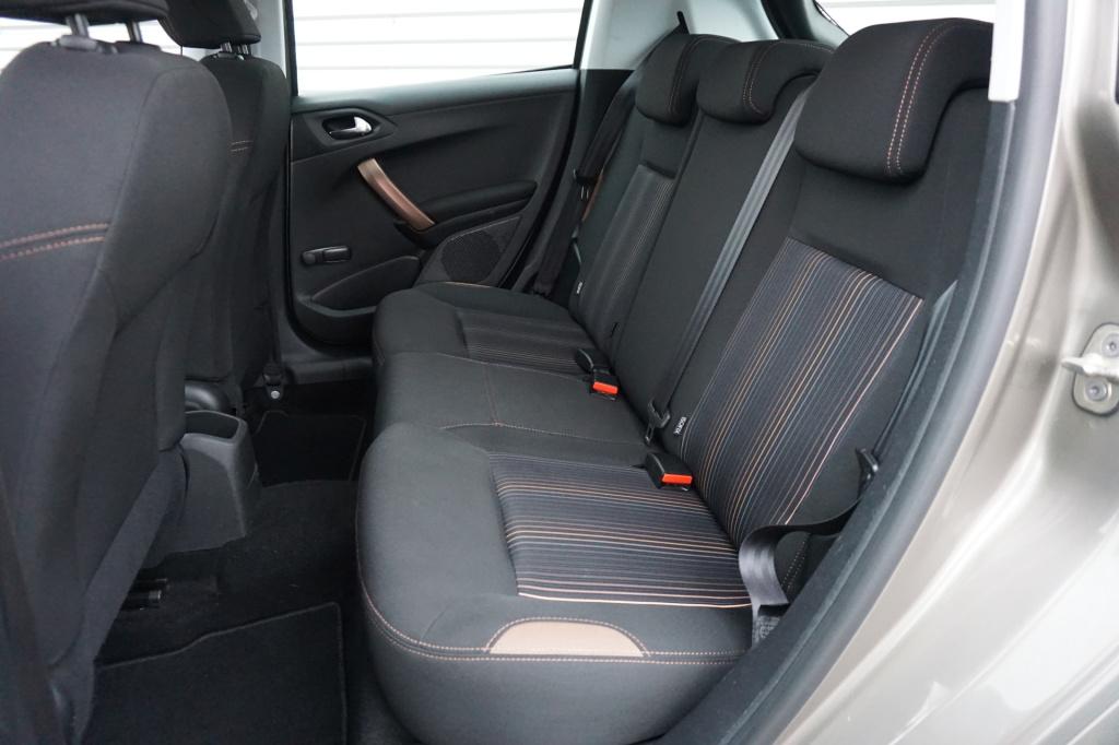 Peugeot 208 1.2 vti allure airco / cruise / elektr. ramen / parkeers. / nap