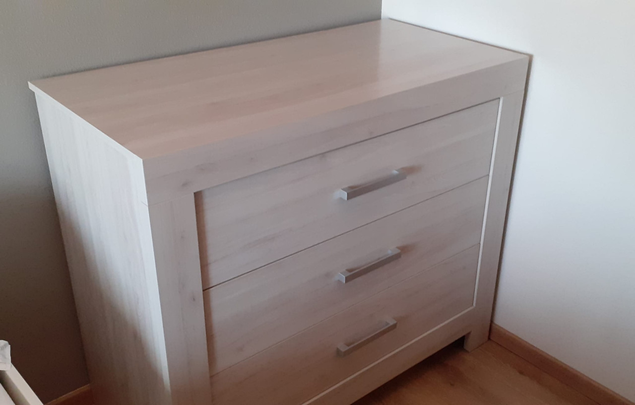 Nette mooie commode