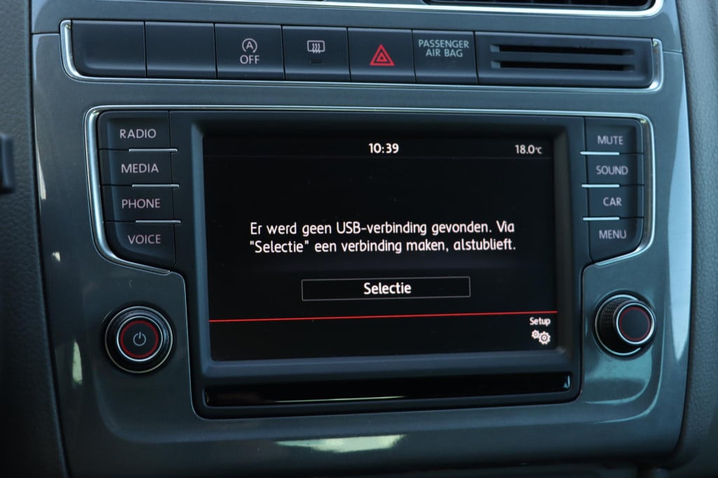 Volkswagen Polo 1.2 tsi first edition 90pk