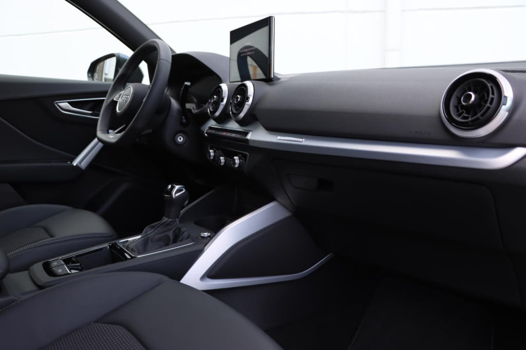 Audi Q2 35 tfsi s edition s-tronic