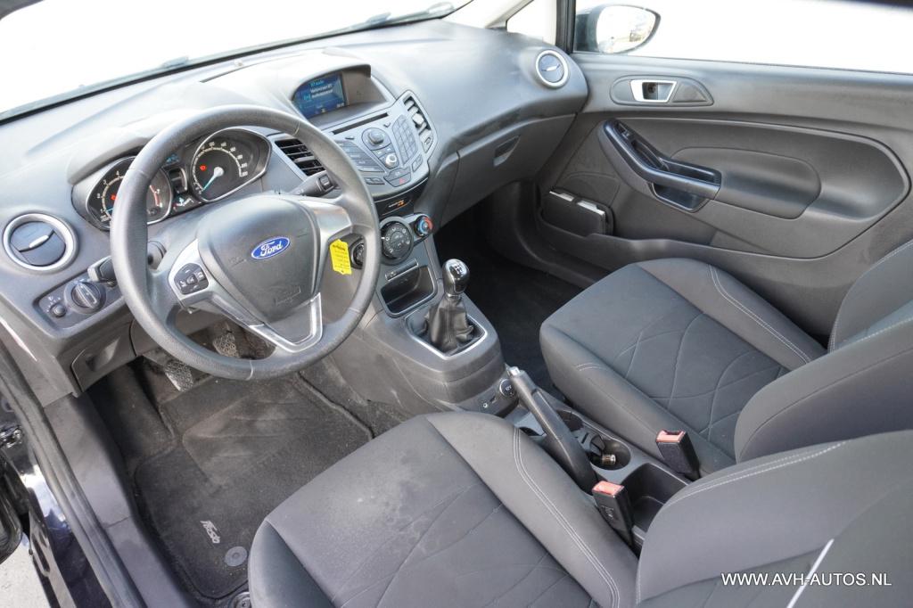 Ford Fiesta 1.0 style