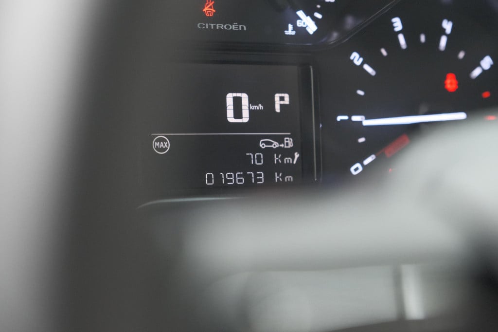 Citroen C3 Aircross puretech 130 eat6 max | camera | navigatie | apple carp