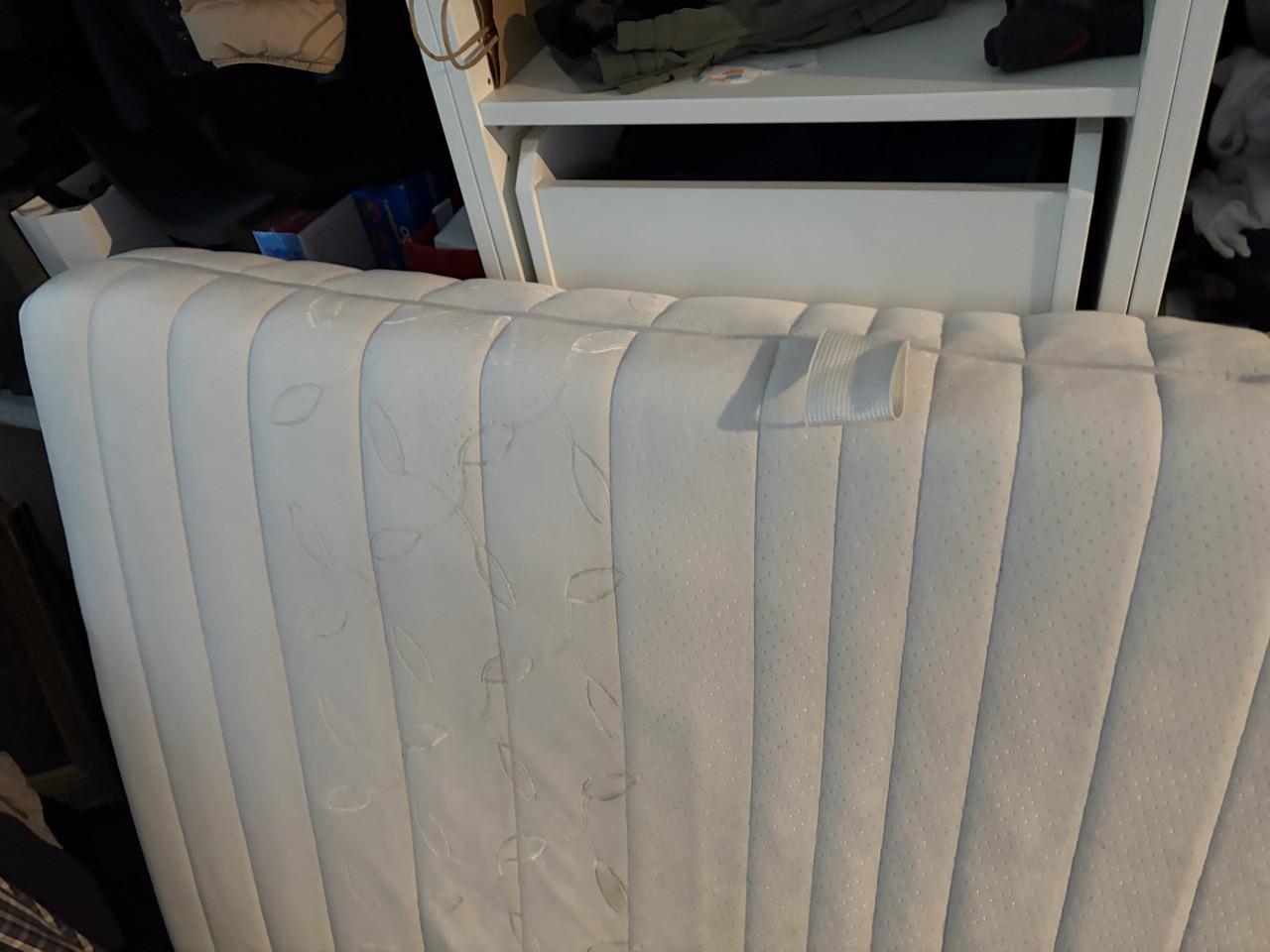 Matras 210x90 gratis