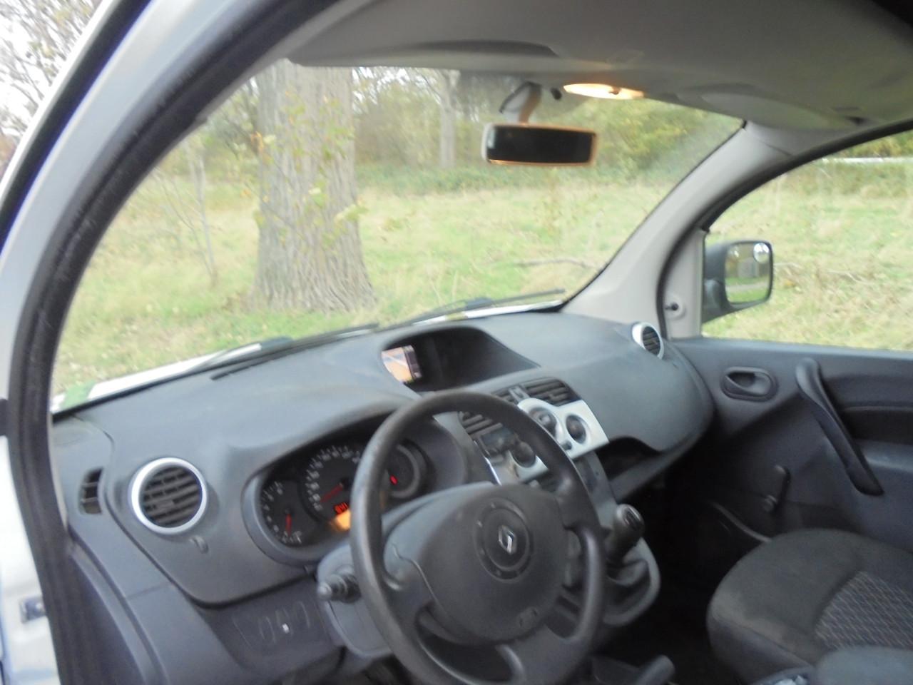 Kangoo 1.5 dCi Express Compact ,tweede eigenaar Bouwjaar 2012 nieuwe APK