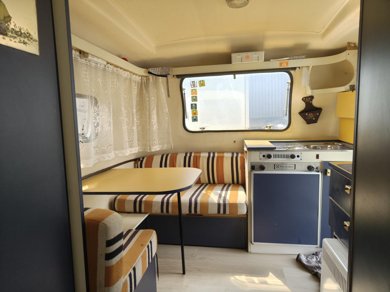Lander 401 1977 bj