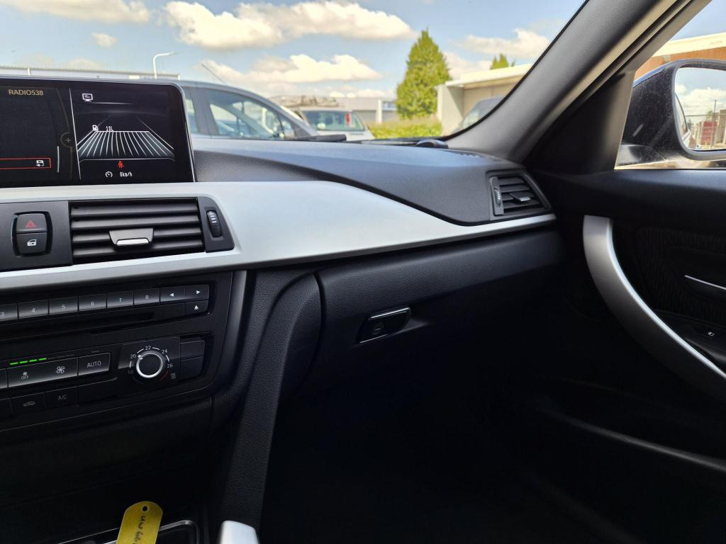 BMW 3-serie touring 320i executive