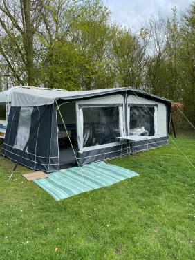 Grote voortent Hypercamp costa brava 300