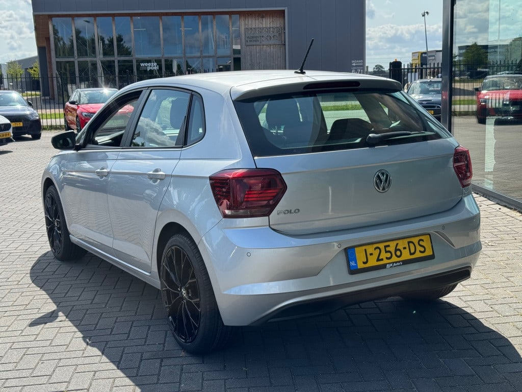 Volkswagen Polo 1.0 tsi highline * carplay * pdc 2x * airco * 18 inch