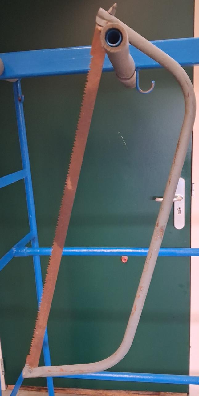 Ouderwetse takkenzaag.