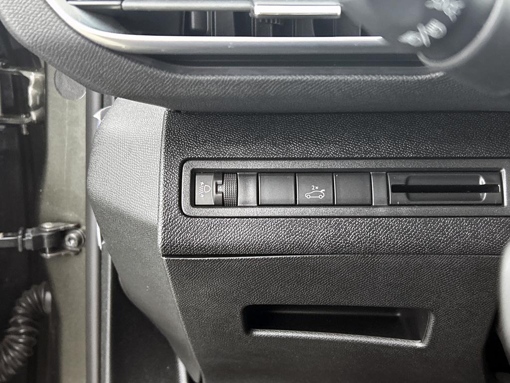 Peugeot 3008 130 pk allure | rijklaar | trekhaak | elektrische achterklep |