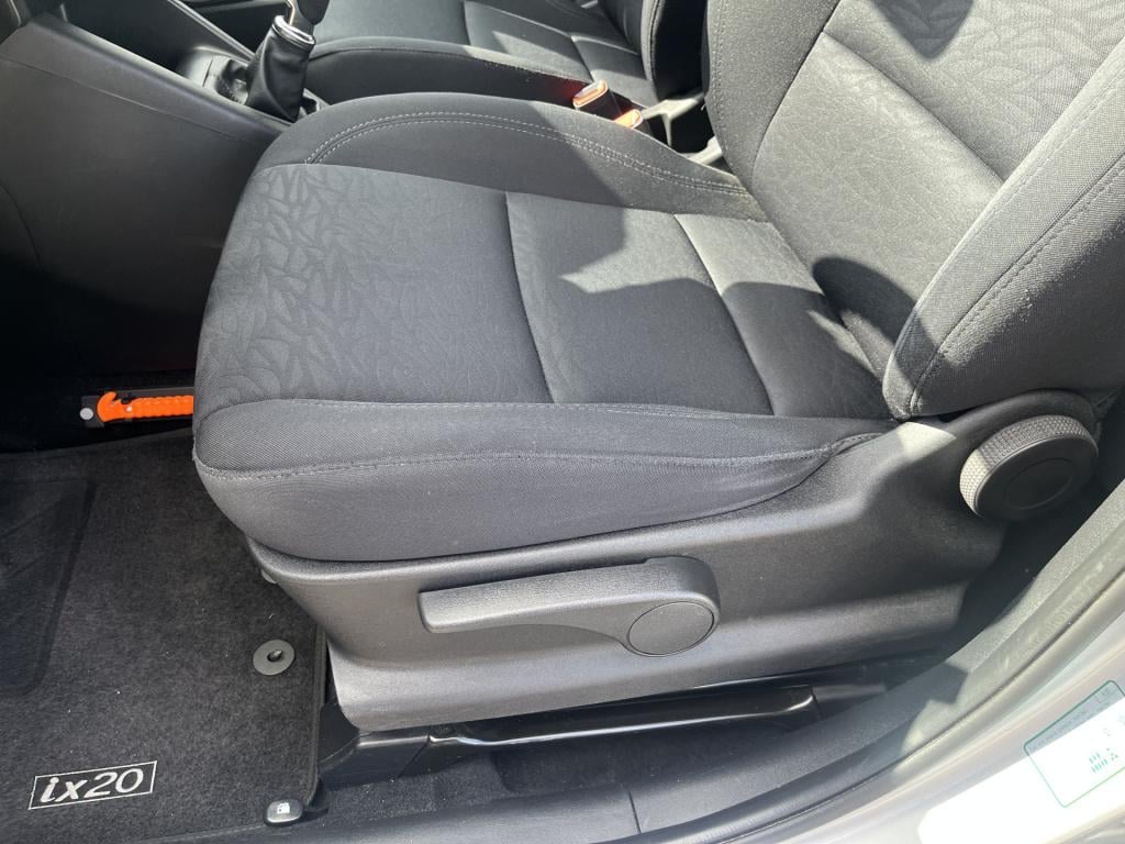 Hyundai Ix20 1.4i i-vision 72 dkm