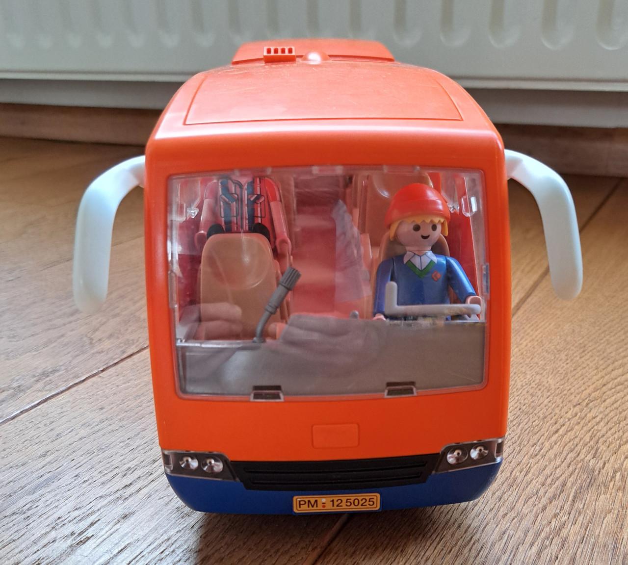 PLAYMOBIL HOLLAND VOETBALBUS ORANJE - 5025