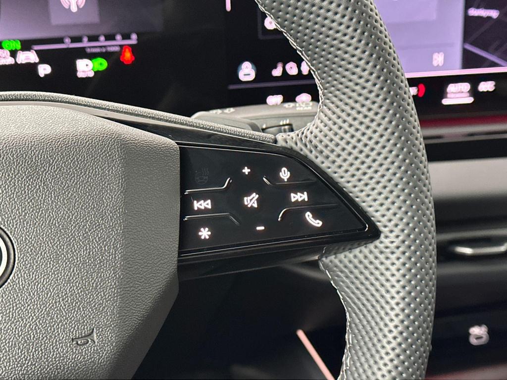 Audi A6 avant s edition competition e-hybrid 270 kw / 367 pk ava