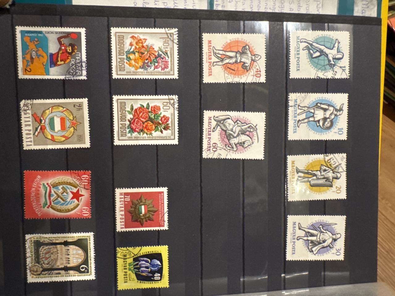 Complete postzegelverzameling – 4 albums