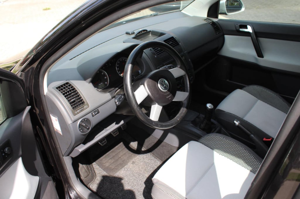Volkswagen Polo 1.4-16v cross
