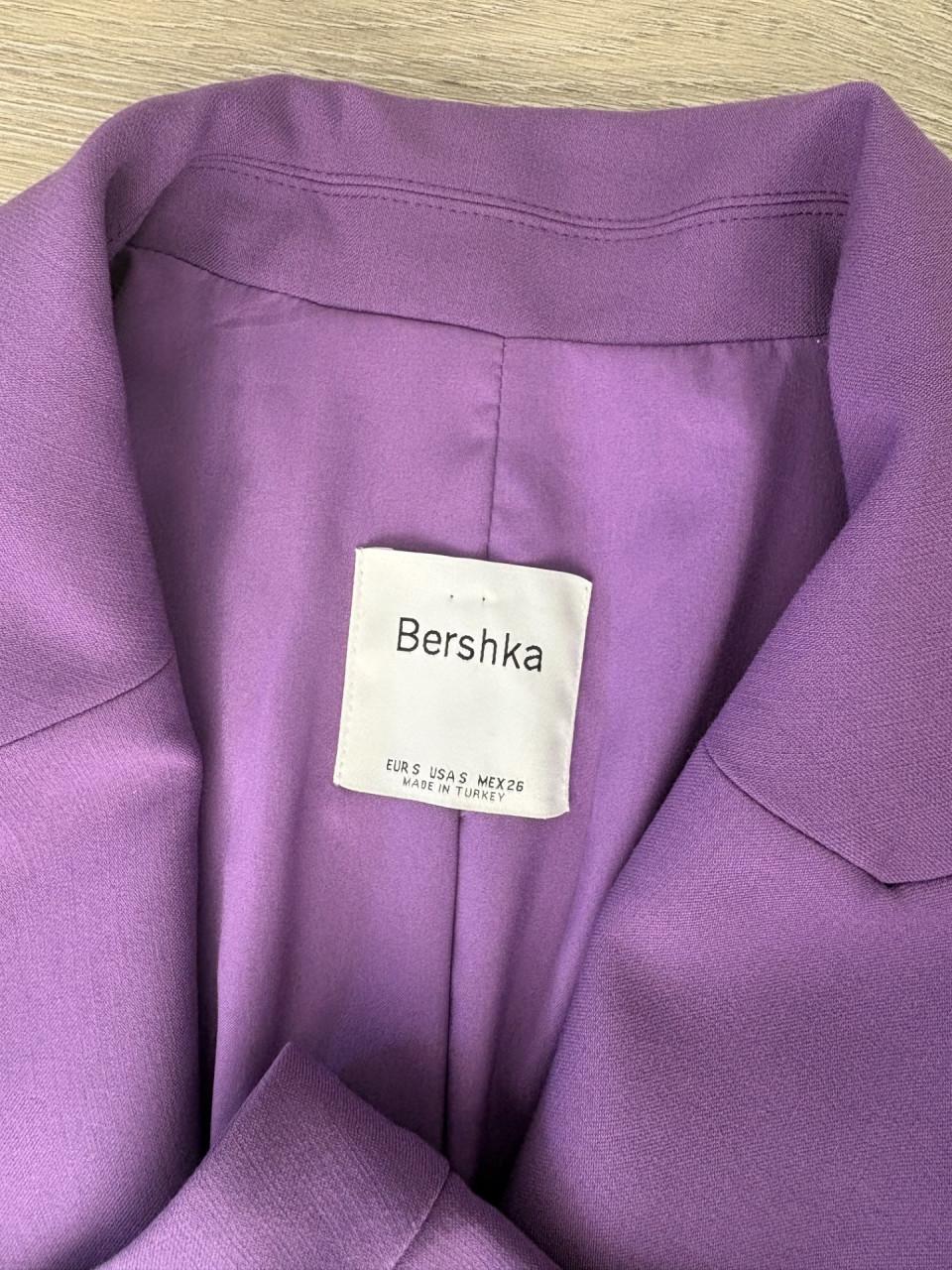 Broekpak van Bershka maat 38.
