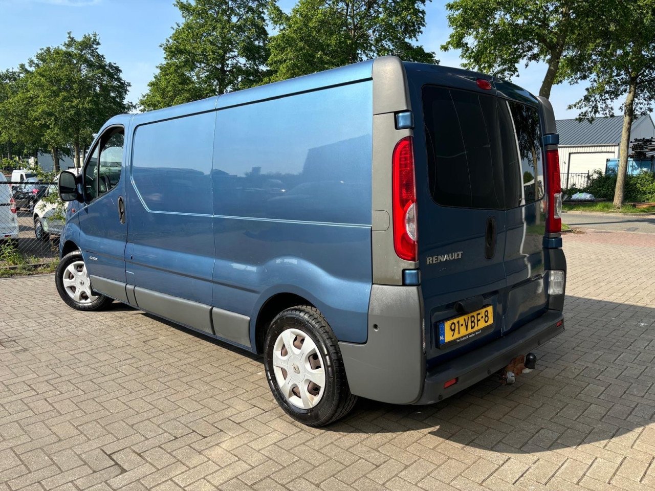 Renault Trafic 1.9dCi T29 L2H1